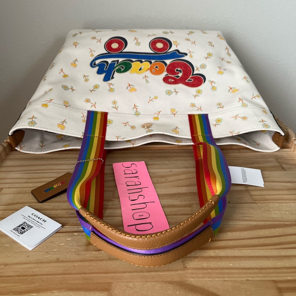 ✅Coach Purse - Picture 4 of 12